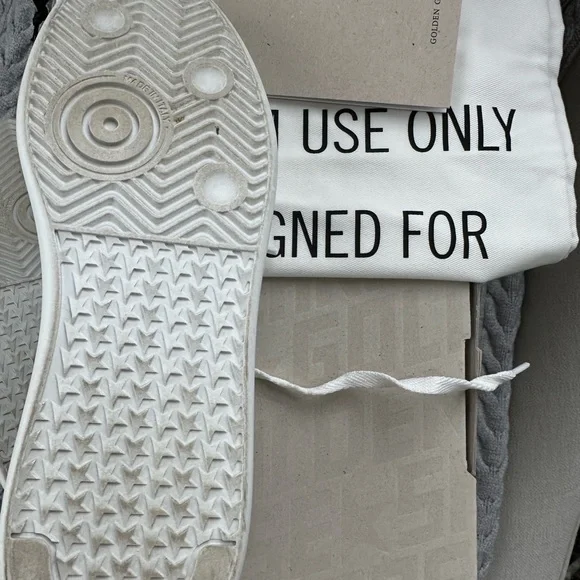 Golden Goose White Sneakers with Silver Details - Picture 7 of 10